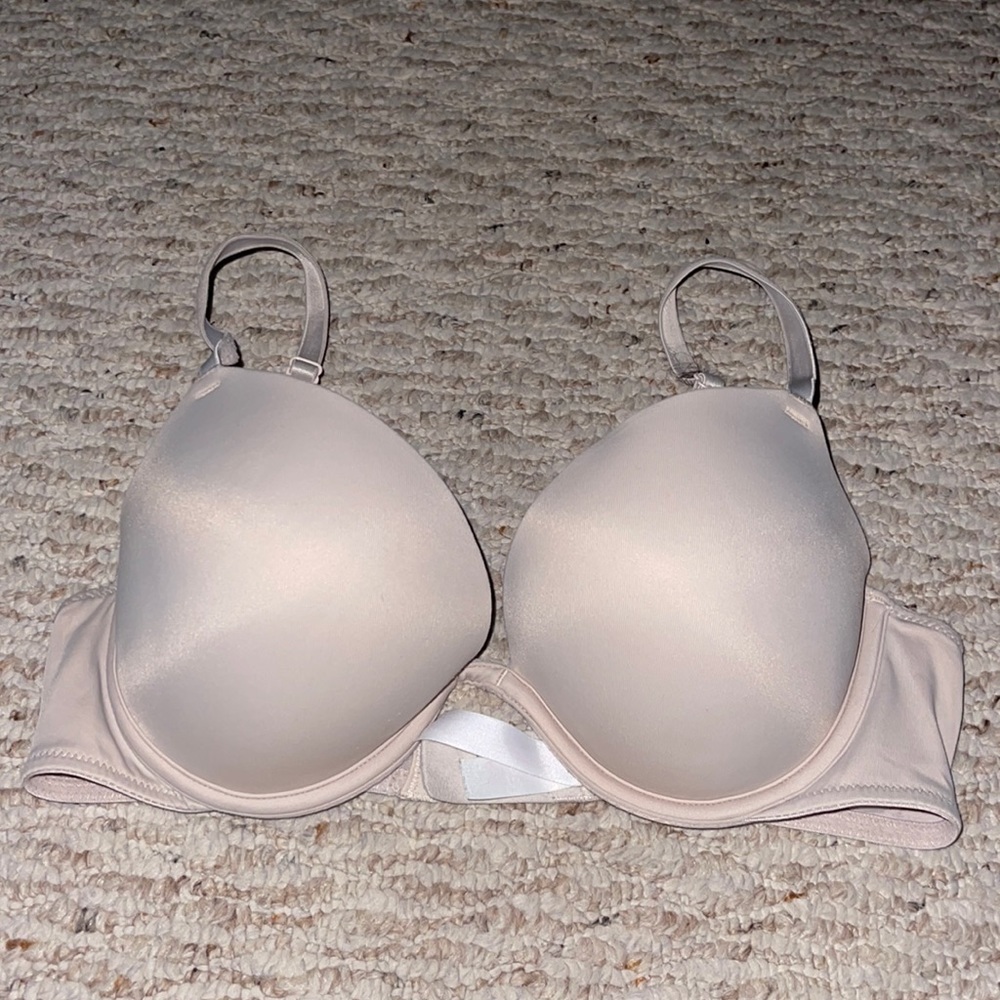 Victoria’s Secret bra
